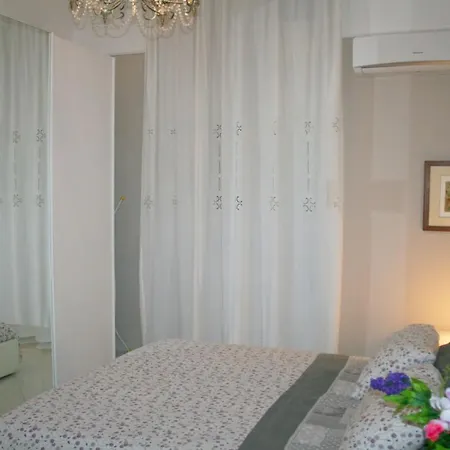 Montebello - Julia Apartment-2